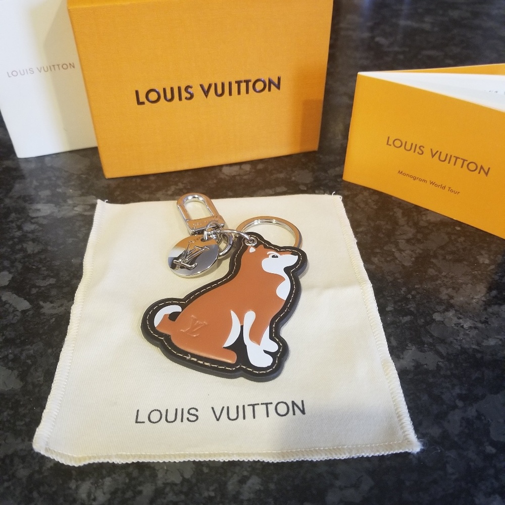 Louis Vuitton World Tour Collection Keyring